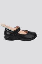 Black mary jane shoes for girls detail