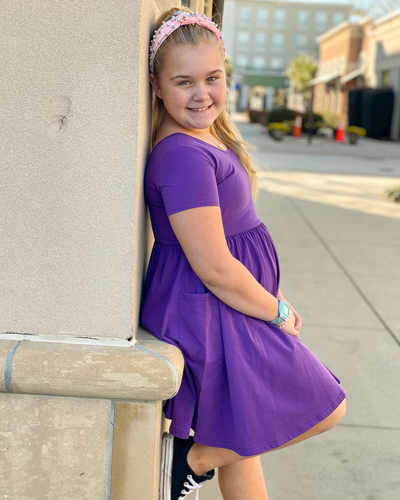 Side view purple dress with pockets for girls