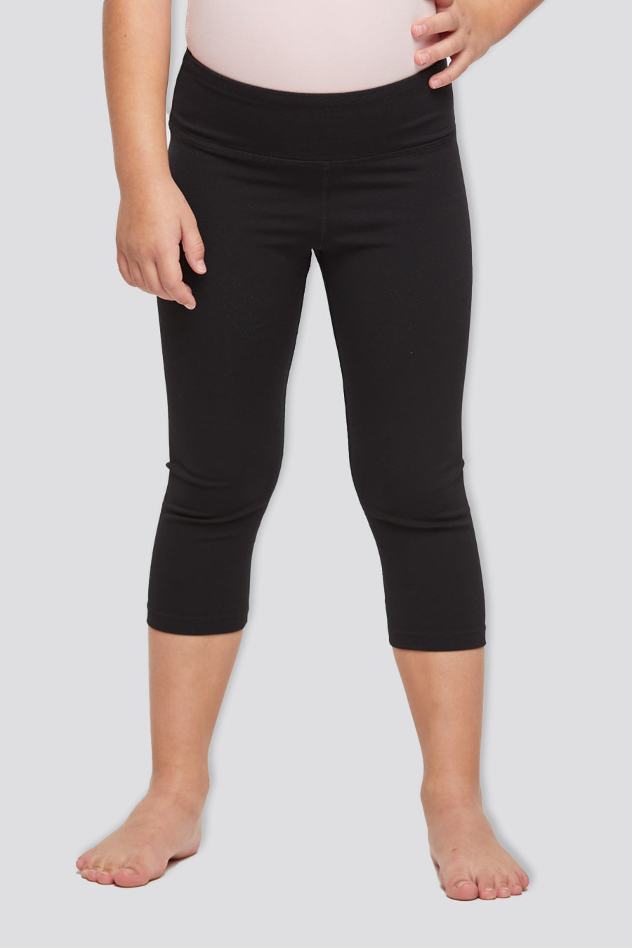 girls capri leggings black front view