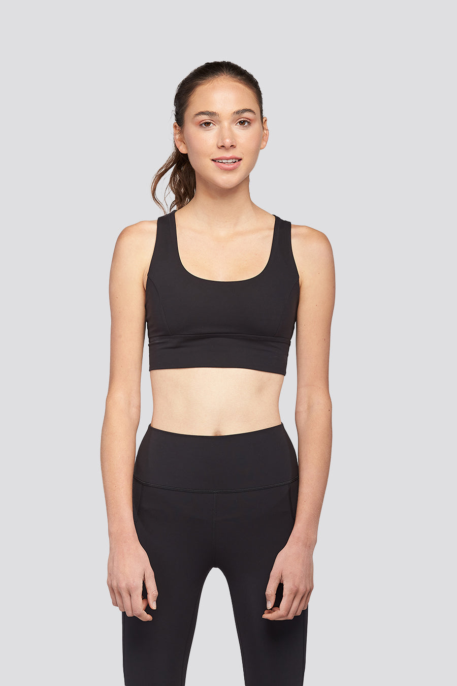 criss cross sports bra Black front