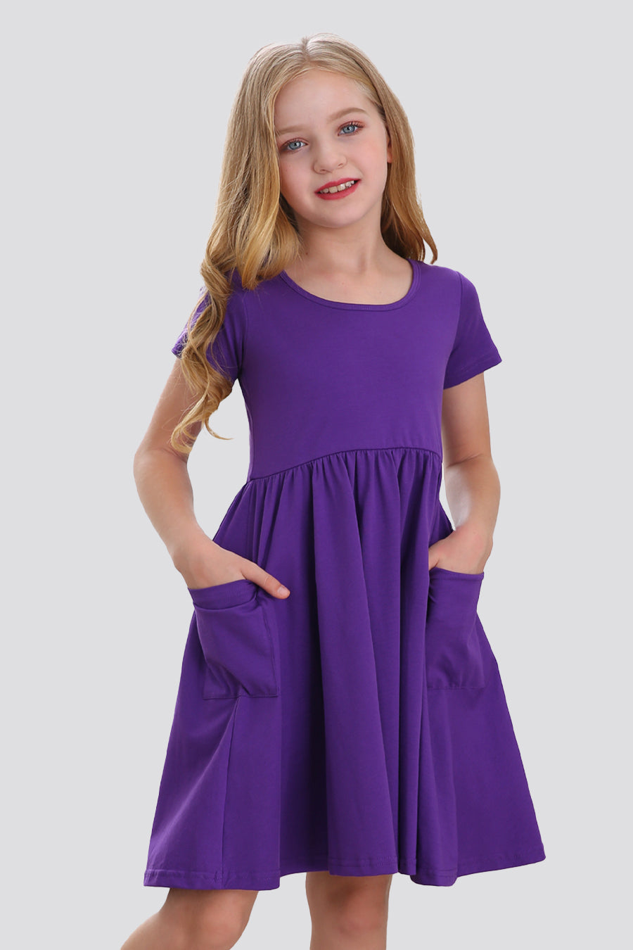 Full-body purple dress with pockets