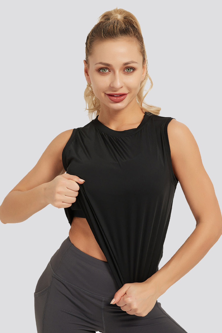 crop tank top Black