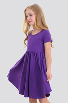 Side view purple dress with pockets