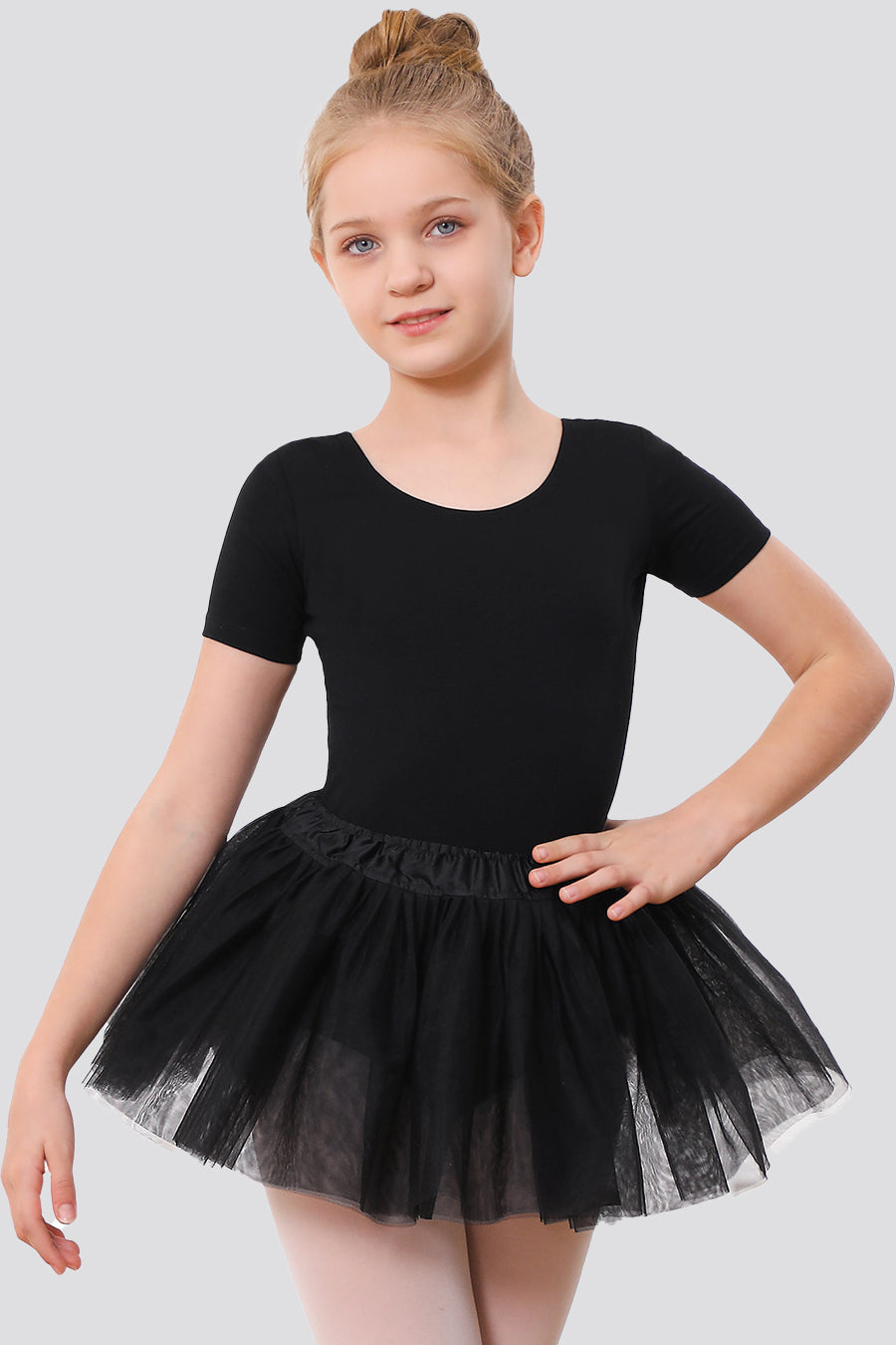 Full-body black tutu skirt for girls